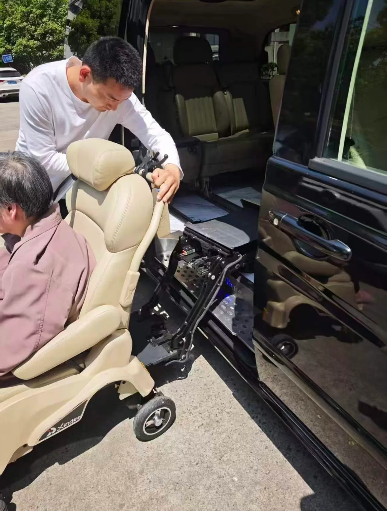 设备操作与安全确认